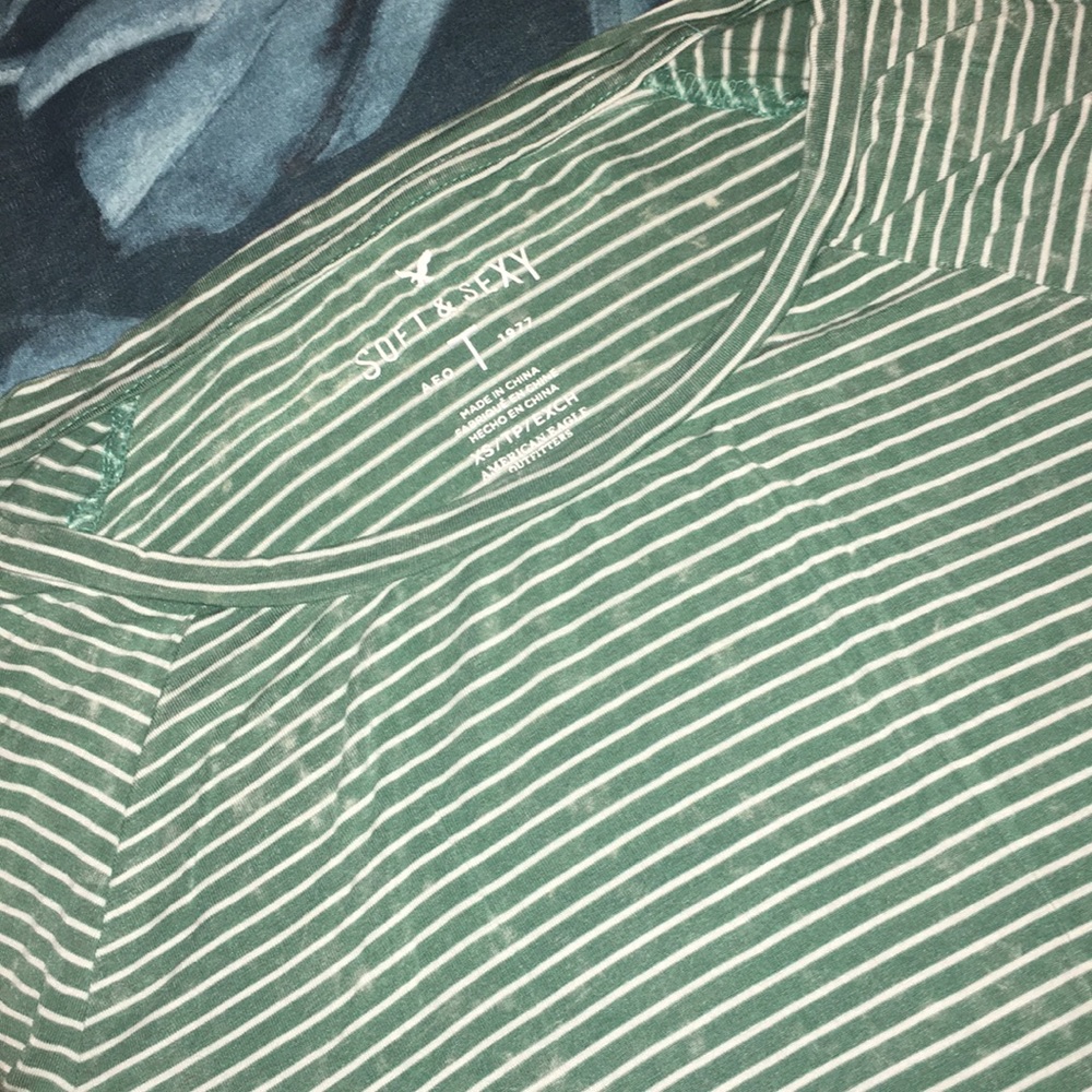 long sleeve striped tee💚